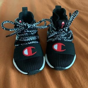 Baby shoes (champion)